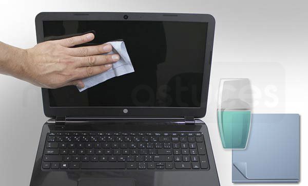 cleaning a laptop screen